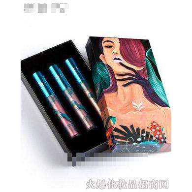 花面貍美妝金屬色不沾杯唇彩