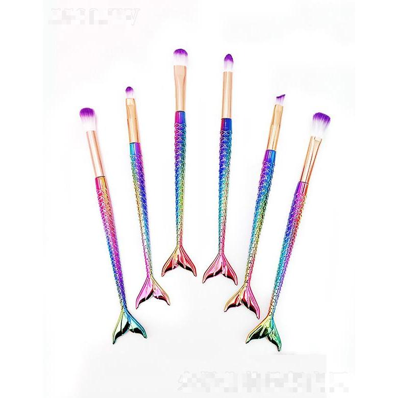 納斯達(dá)克超柔軟木柄彩妝刷  散粉刷美妝工具   化妝刷套裝