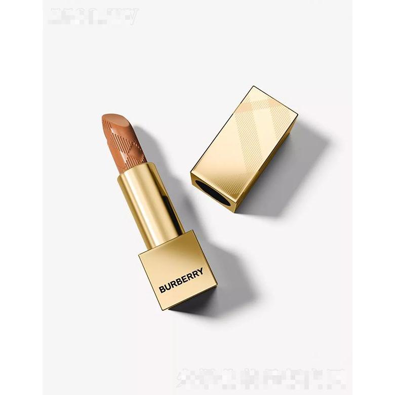 博柏利之吻晶潤凝彩唇膏 – 標志金色 188 號 打造飽滿豐盈唇型