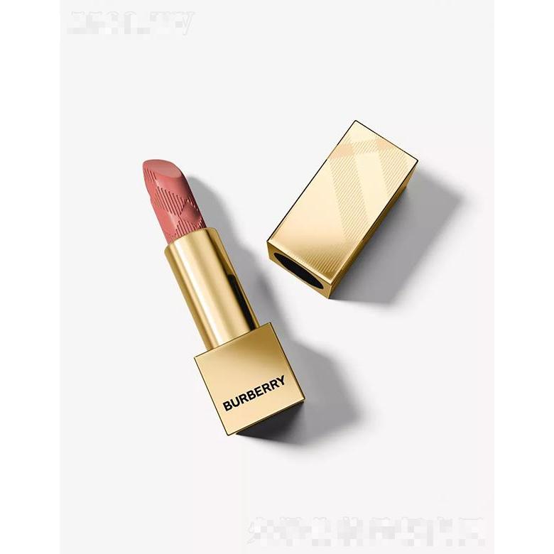 博柏利之吻晶潤凝彩唇膏 - 英倫花瓣色 25 號 勾勒唇型提升唇妝精致感