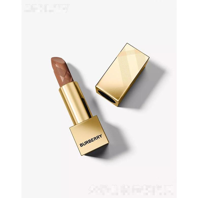 博柏利之吻晶潤凝彩唇膏 - Horseferry 米色 05 號 色調(diào)濃郁