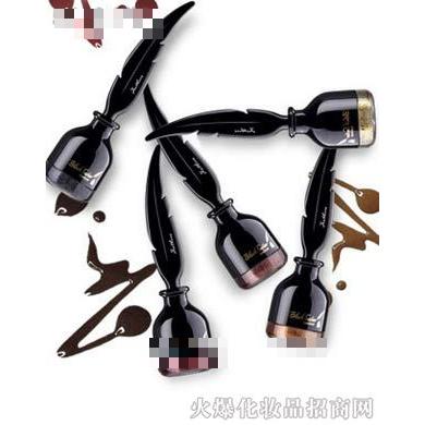 卡蘇米羽毛墨黑輕盈氣墊眼線液筆