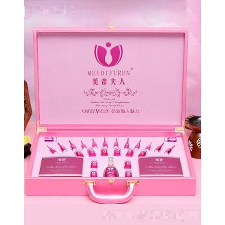 美帝夫人豐韻迷人