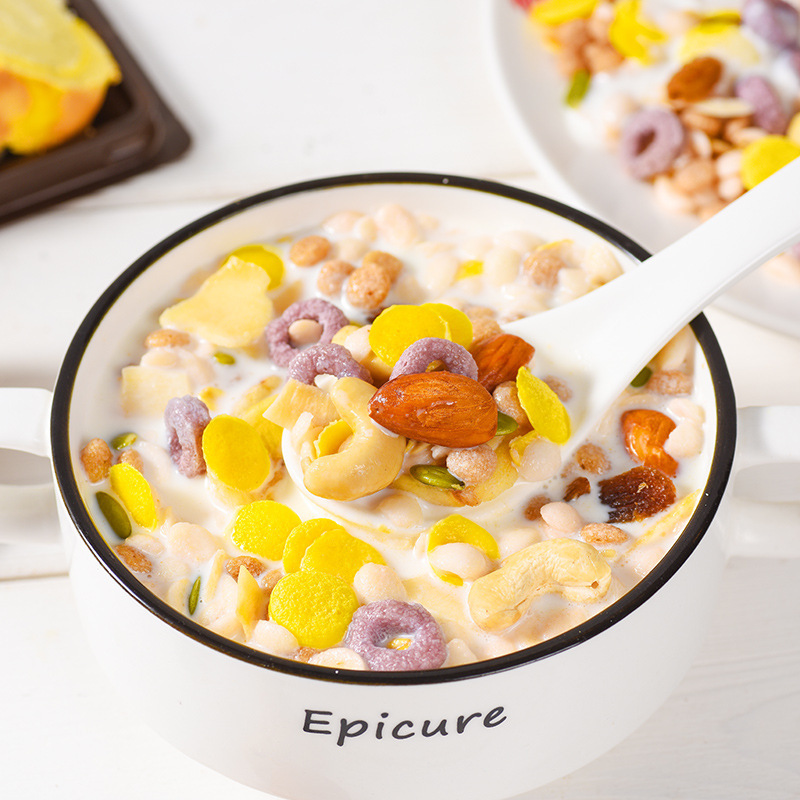 混合堅(jiān)果水果燕麥片低溫烘焙每日代餐OEM代加工