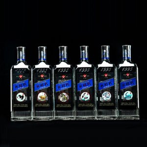 新時(shí)代十二生肖酒