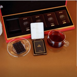 貢潤祥復(fù)興號70周年熟茶膏60g